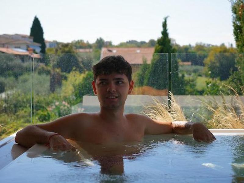 54580BEDBFFC17A8A7CD00E80976BA64