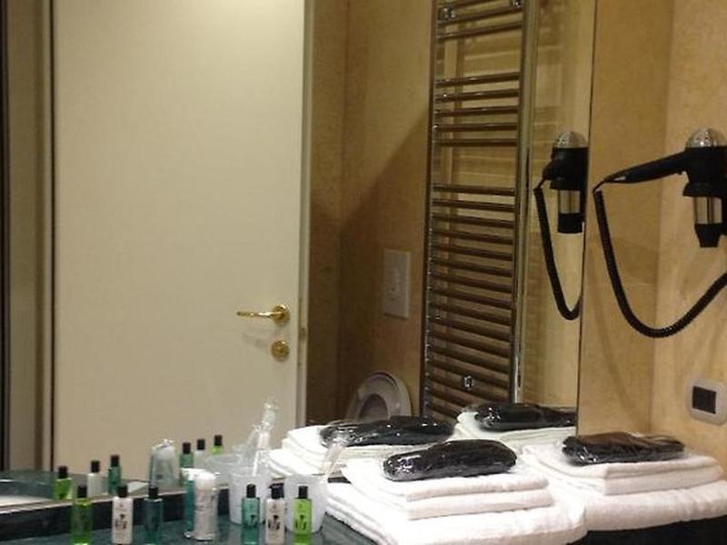 1828F9EFC27D494AE24D3B441067B59E