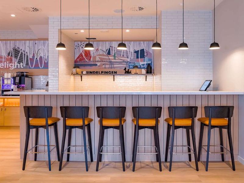 7D9A4A201B9915401DAE5D018C754A3C