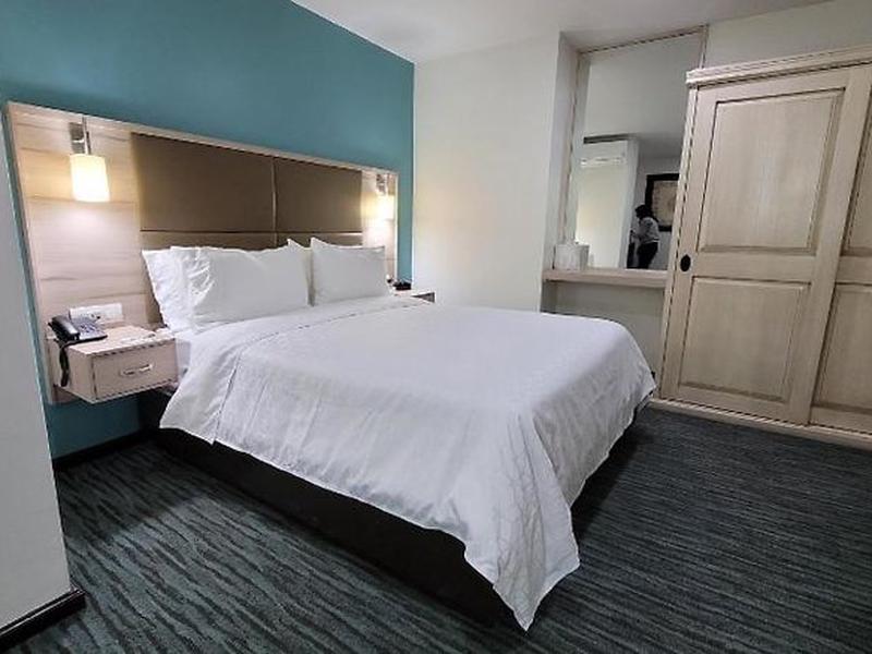 08E32F551EBB9F977E125002CE912FA6