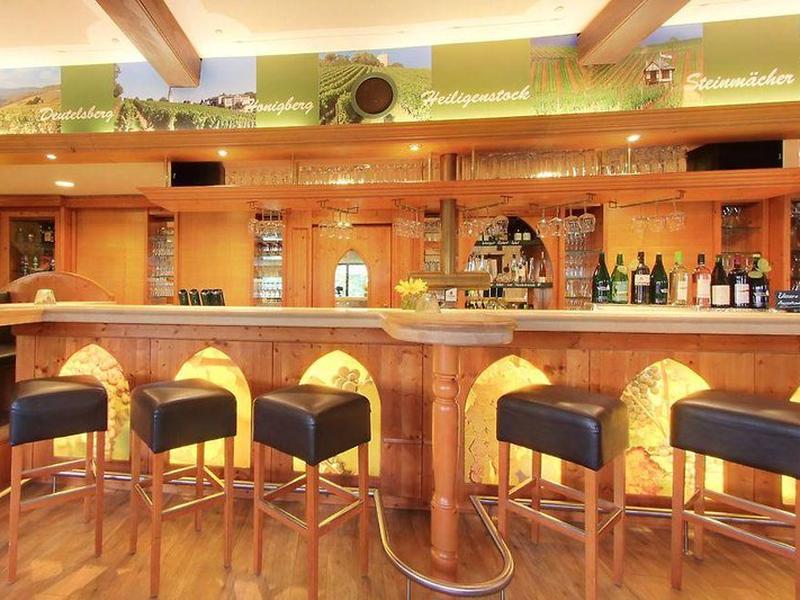 28BC025F33B4724D2E6E6FD3E375545C