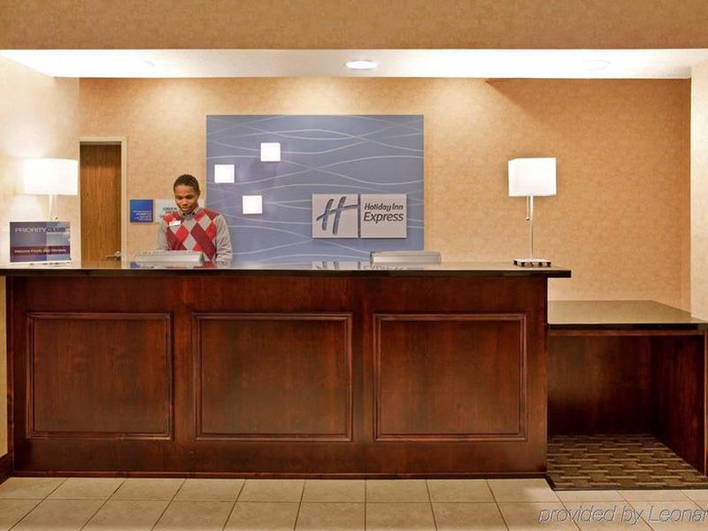 562C6A21EAFE1EAE7033FEA2EE1C94CE