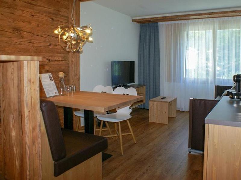 B2FC05712E9471753F9403EE1CDBB65B