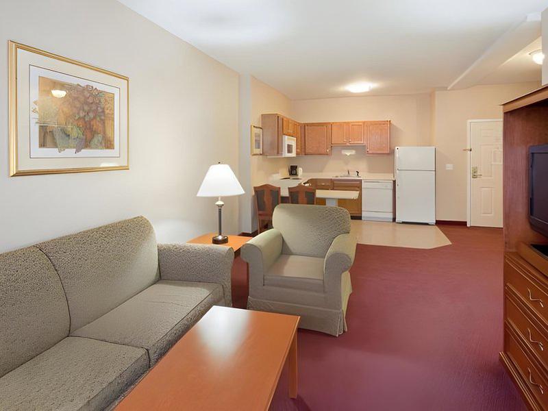 9304C0934A5040D517224C838F5AFD22