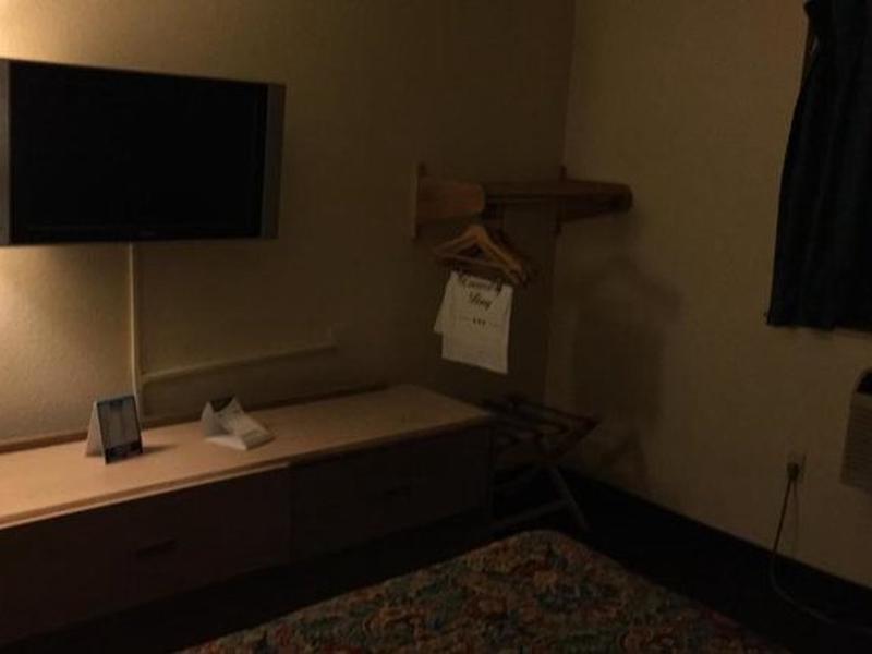 C305CE3CBA234E2088A3FEACF943F8C4