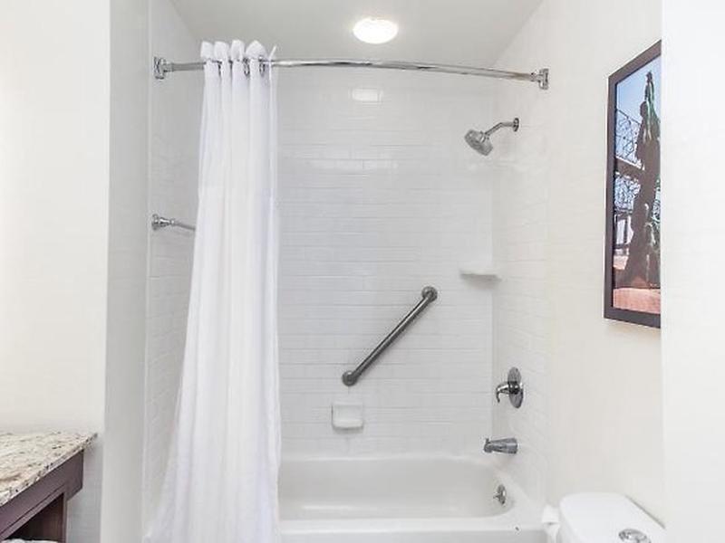 4373CB2AAAB51E290390DE5C53D8FA55