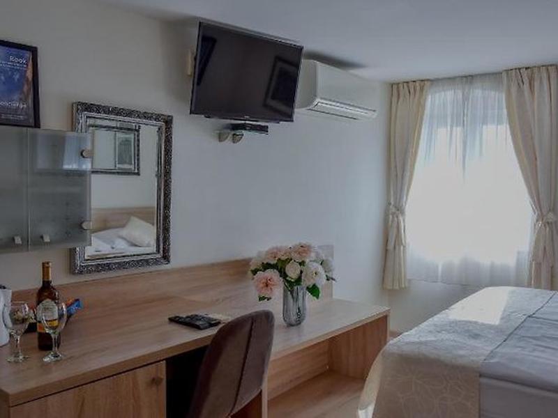 1B0C995B6C005AB12DBBCC7A789996D4