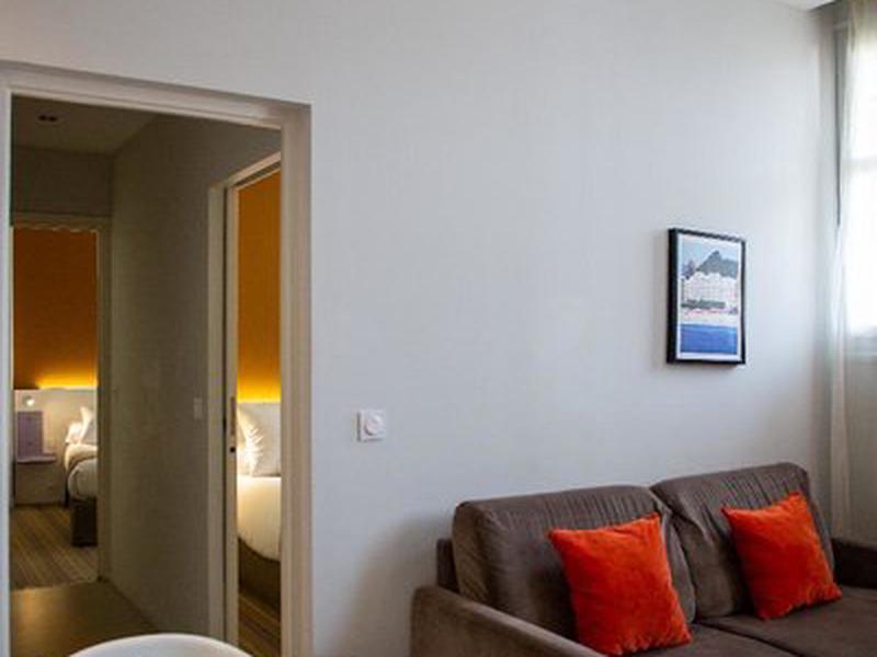 A50E9B3610F01A74DAE53C0851DB59BF