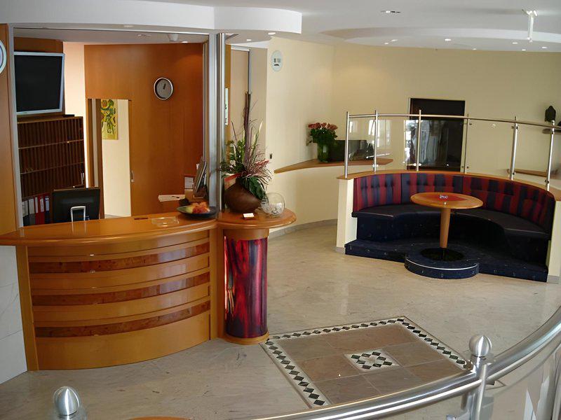 493DD151A24FF76C711F6AA5D059AC3D