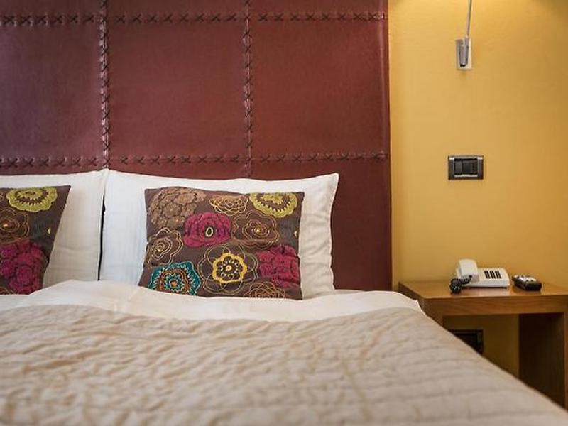 F9DBAD6958E727906E45D6CCA5E3DC77