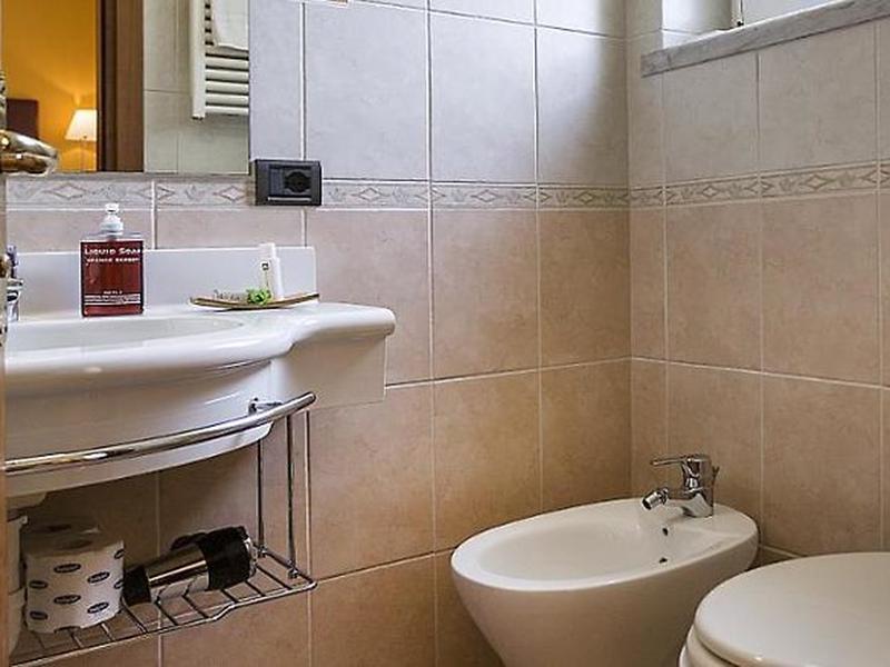 026A1E01D32A95D8A10CDBDB729FC2B0