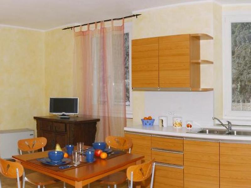 D2759EAE457BB5F4C9D523CA36A15E4E