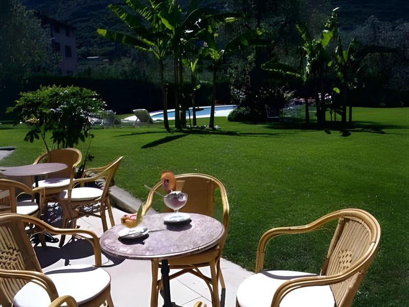 7CAB4A942EAB0B216A28F7AF7D39A025