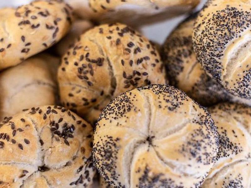 DCE765BE34A4742AF6DB9D98CAE5561E