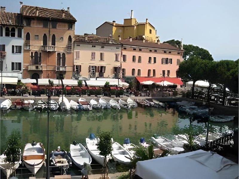 D1F228F388261B6CE8C86D347532521A