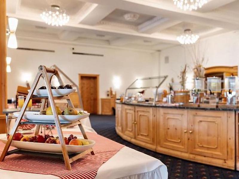 C7A740F7DE245EC0163D7338EAB40C37