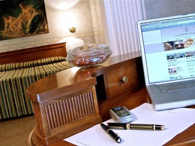 2217F88F7168D451702E0E8AB7EE57C3