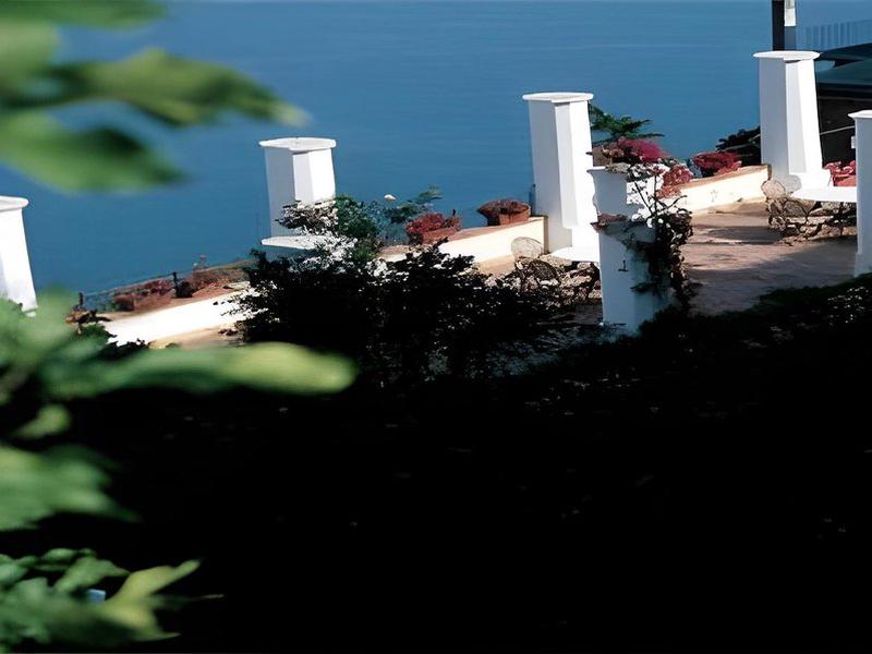 F3F41F55AC24F1642CB7D111E9AC5DC5