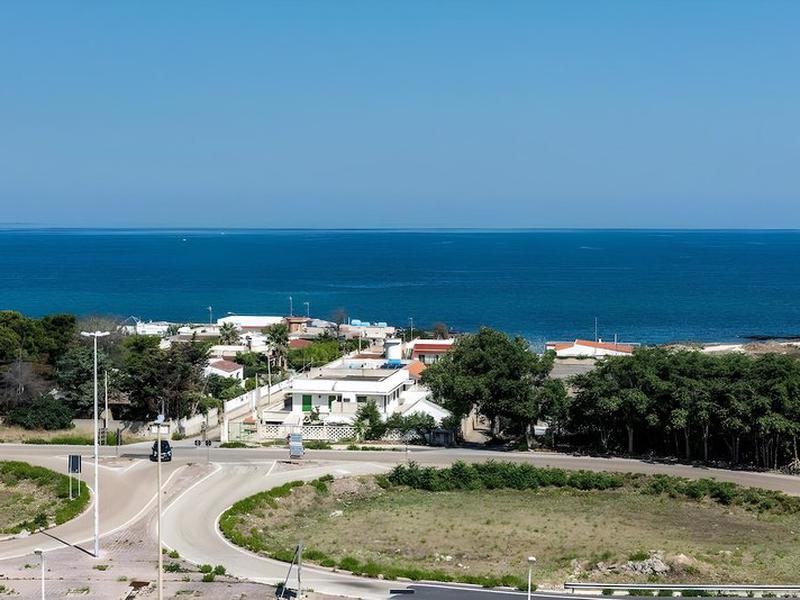 571FBF014EBC069A2D5E4CF791D3CECF