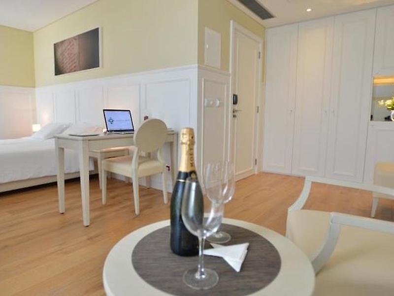 90C1631BD48B781A493B7BD6EE27E331