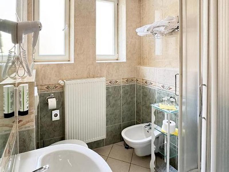 CC39B35CEA8F76BBB2435AD37145C091