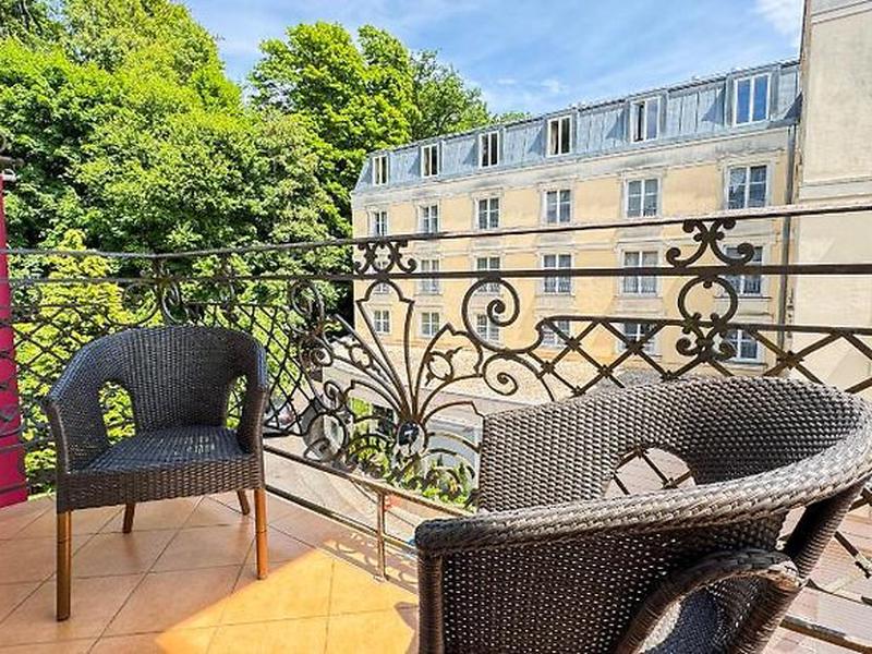 A4C07377B4E43F7ACF1CF60B308B1CAC