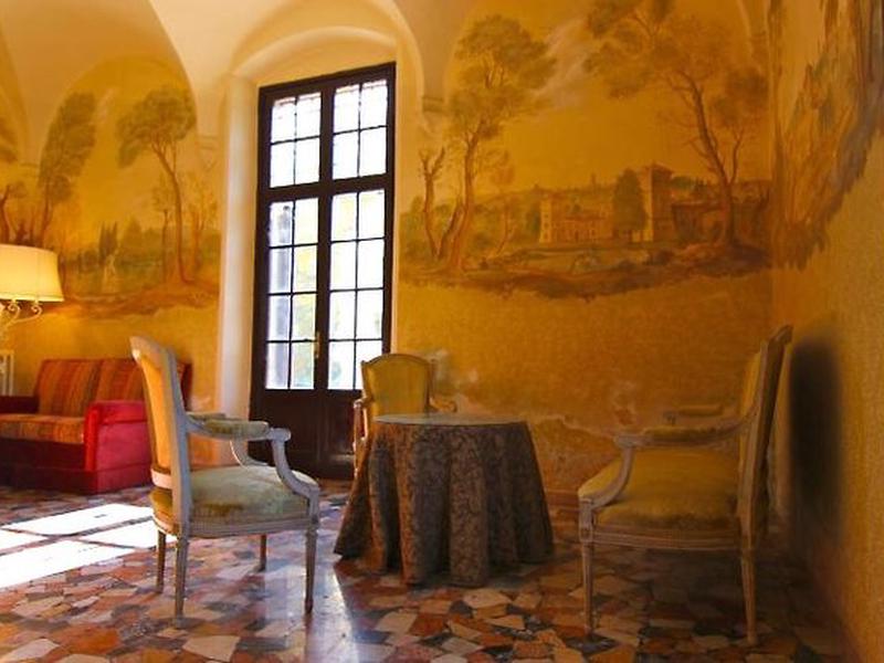 BA10C7B2DA8D4FEAB300F0B1780C0A8E