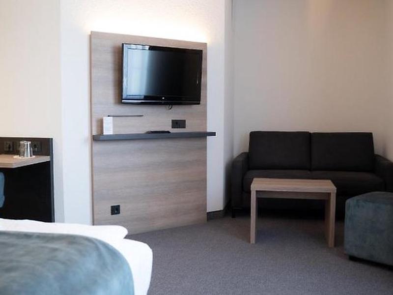 650C3238495551414DE82B9A04A09E68