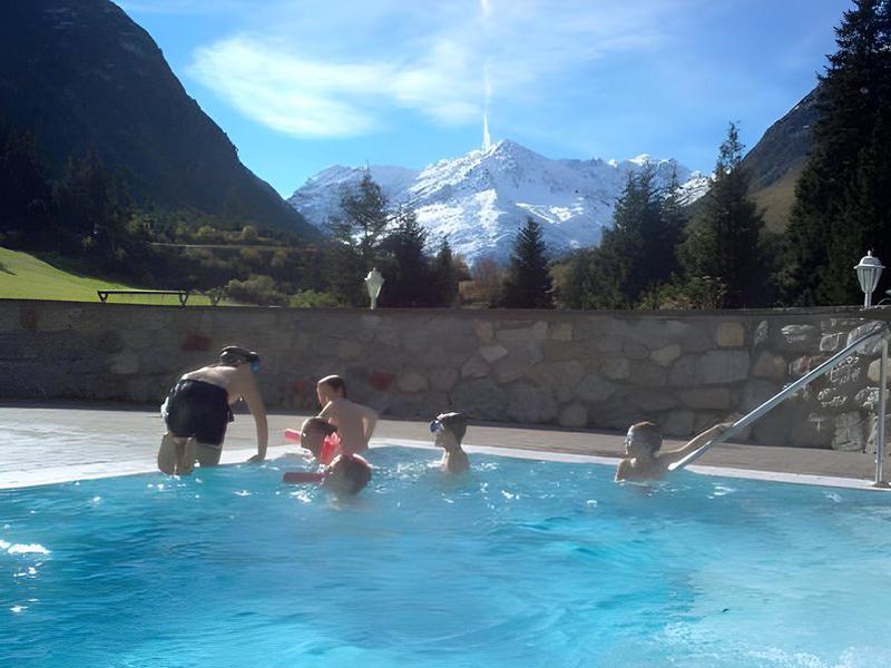 935A9B177184CE5F5F321FA527EE085A