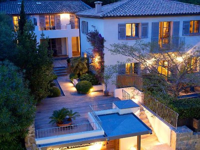 50CE22E406E5C900DAA96F81B58DA7C5