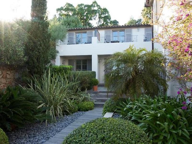 8F8AF5A5BCA30E29F78F142C256FBA80