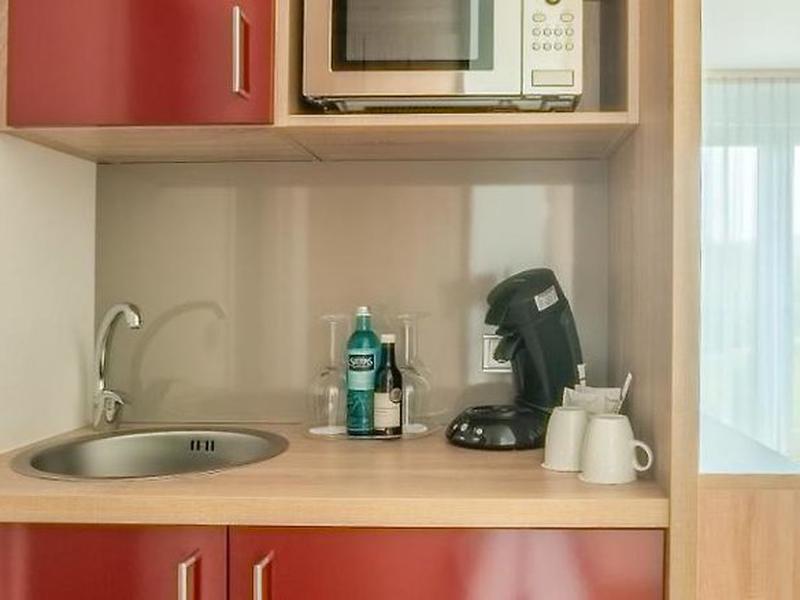 B1731F34C23942E9D8DF709FE529BAD4