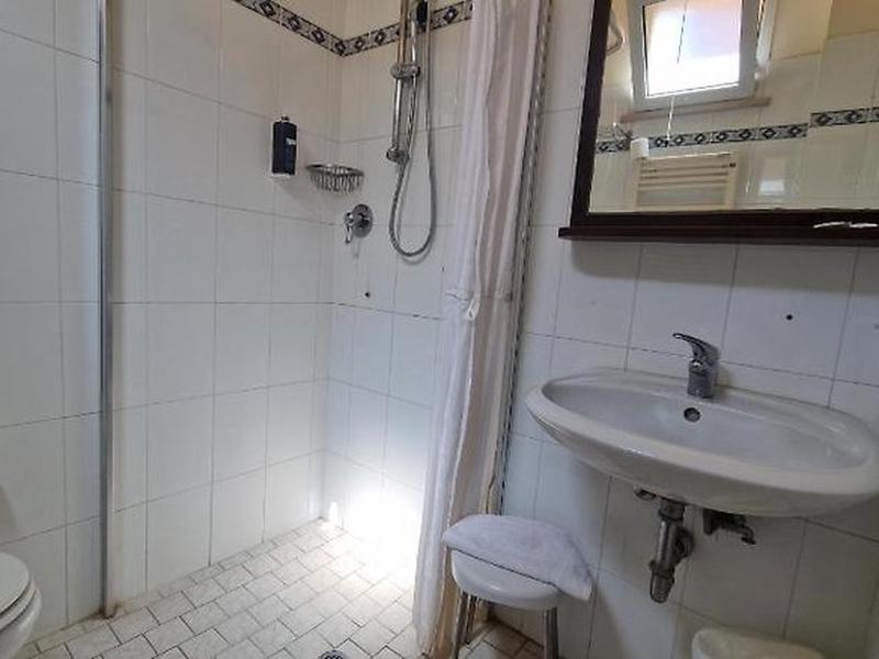 84750F4FD7181F3C1CBC03585FBF65F2