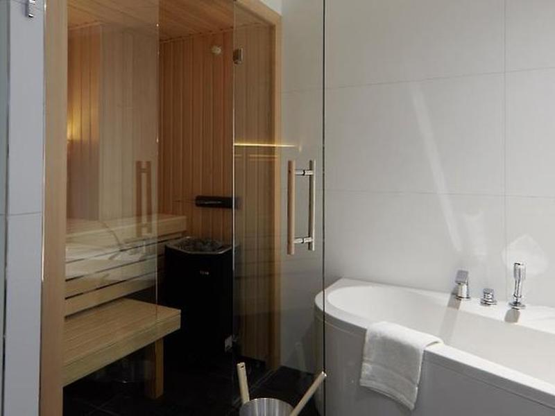 FB7A4AC025B6A446A9F180E36C3331F0