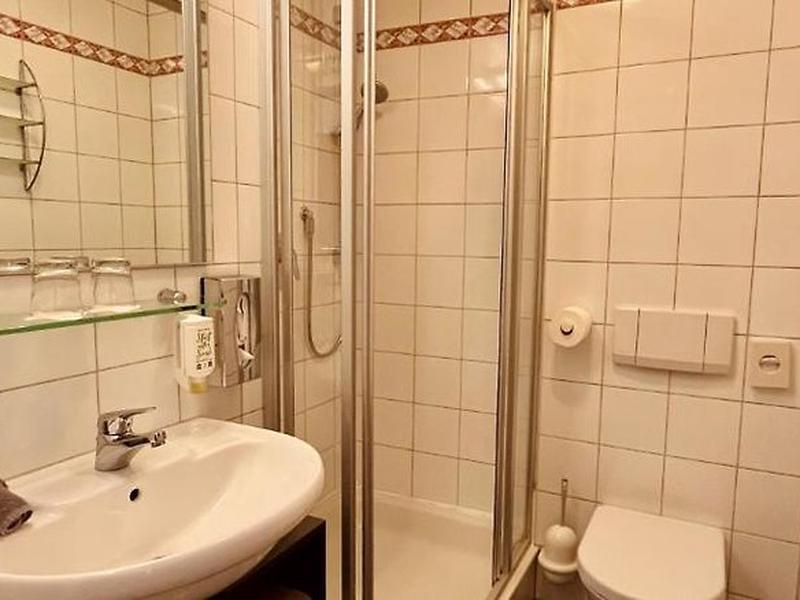 C04BC48D510D81FF51B9E3CF3924CE65