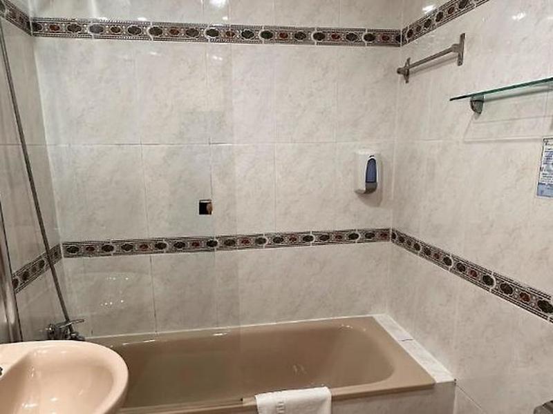 31C09E0C9A771E9F9247BB107FBF632C