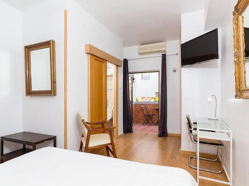 8FCE496CBD5EB309E309A7DC47421513