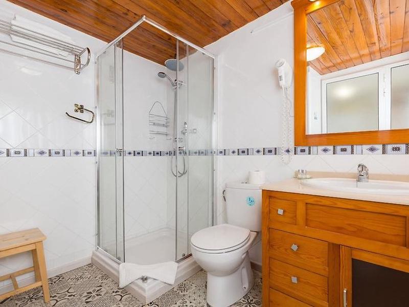 2E7CF2975257495CFFAF32FEF43F7279