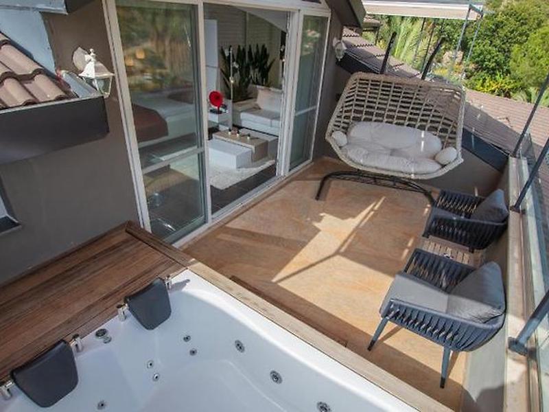 420C84AD681F27500A72D7E356DDB9AB