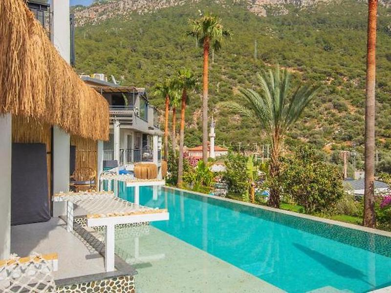 D69F5FEF44DC24508D22A0D842D7CF6C