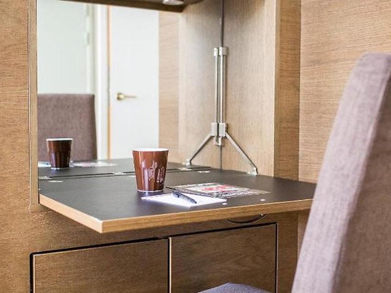 E97AD4403B78B90E73D258D8A624913B