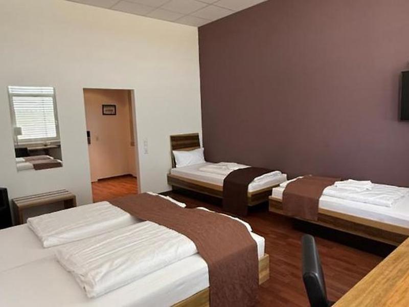 0B9DE7D76CE4EE13885FB5E96AB8BD3B