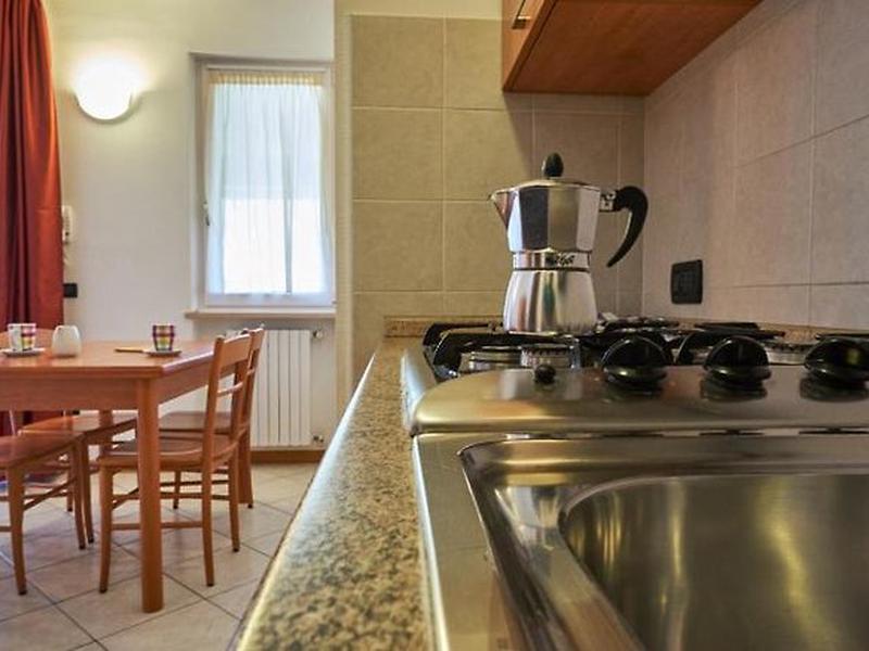 13FA4A89E4180666351F841728DBE62D