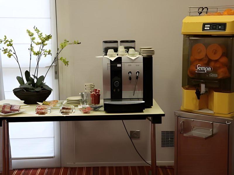 5DF07CD0F728E613740BE2B784EA4AF9