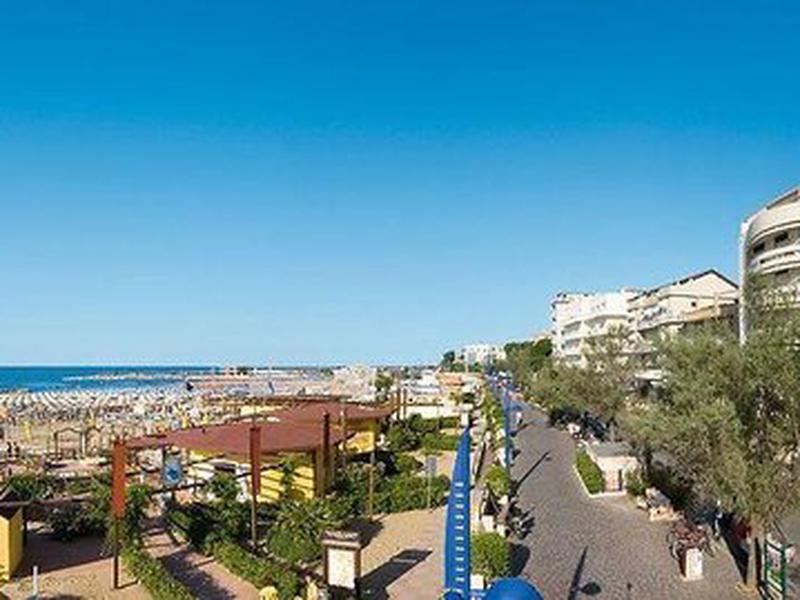 7BF71DD06DEBF4388D64161B046A4036