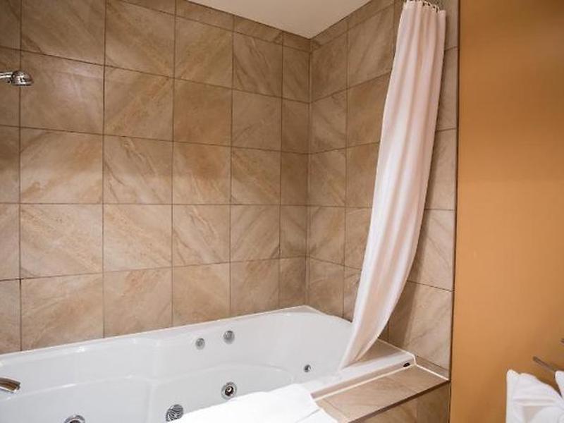 2A09E928A6DF76BE95E0ADDDCCC64185