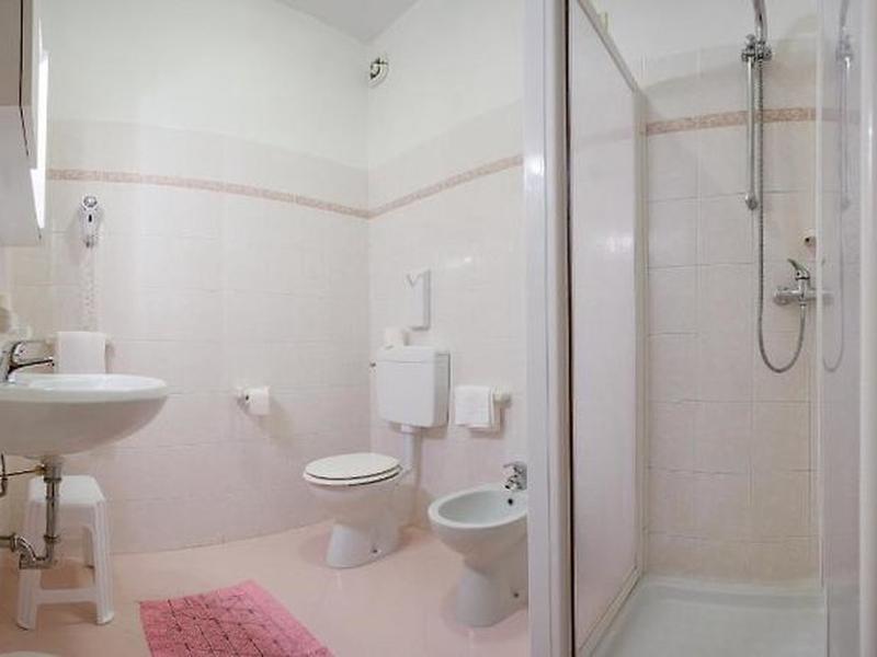 878A4B91C7924DE549DAC17F7FD7640B