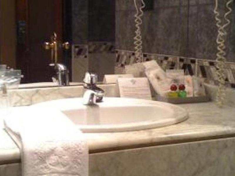 57088BDE15DA3C686627E36E9AA29FB5