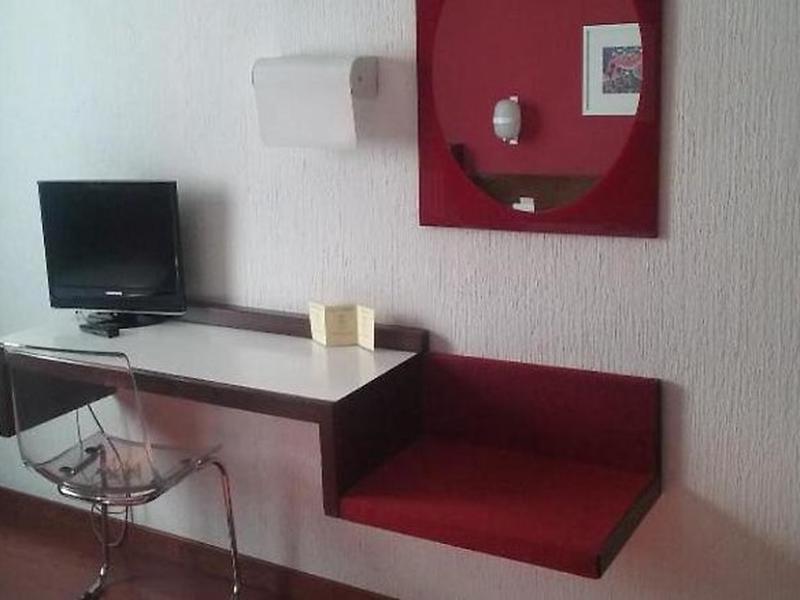 76858E3AAC12803C85D656445252EC4B