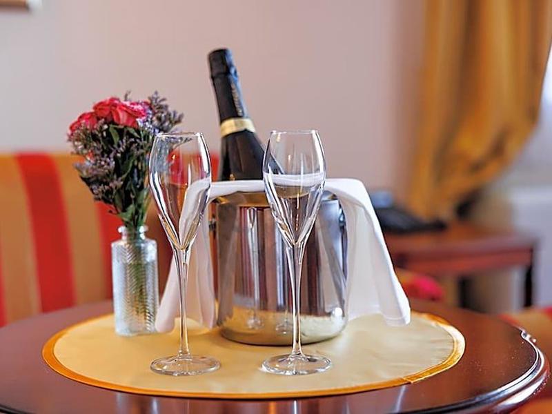 37DD07E5C6E7F55DFDE7137085E22101